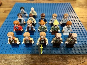 Lote de 17 minifiguras Lego Jurassic World - Prescott, Grady, Claire y más - Imagen 1 de 5