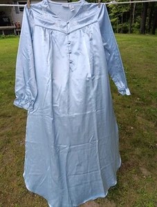 Adonna MED Satiny Ladies Long Lt. Blue Bath Robe Nightgown PJ'S Sleepware  - Picture 1 of 8