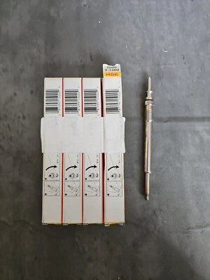 4 tapones brillantes NGK 5000 (Y-748U) para VAUXHALL, OPEL, SAAB 9-3, 9-5, KIA CEE'D Foto 1 de 3