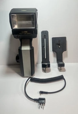 SUNPAK AUTO 622 PRO-SYSTEM Electronic Flash with SH-1 Flash Head & CG-10 Battery - Image 1 of 4