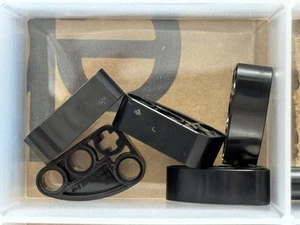 LEGO Parts - Black Technic, Liftarm L Ellipse Thick 2 x 3 - No 71708 - QTY 5 - Picture 1 of 1