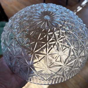 Accesorio de techo vintage moderno de mediados de siglo con cúpula de vidrio transparente alrededor de 1950’s EE. UU. - Imagen 1 de 14