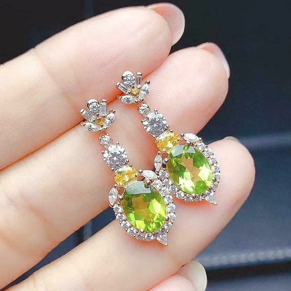 3 CT Oval Cut Green Peridot Drop Dangle Womens Earrings 14k White Gold Finish Foto 1 de 4