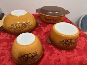 Vintage Pyrex: Old Orchard Set - Mixing Bowl, Serving Bowl, 2 Casserole Dishes - Picture 1 of 7
