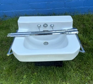 Vtg Mid Century 40s 24x20 White Porcelain Bath Wall Sink Kohler Brass Legs - Picture 1 of 22