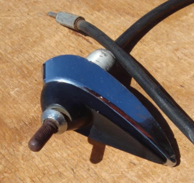 Montaje de antena cromada años 50 1960 + cable Chevy Dodge Rambler Mercury Ford 1959 Foto 1 de 4