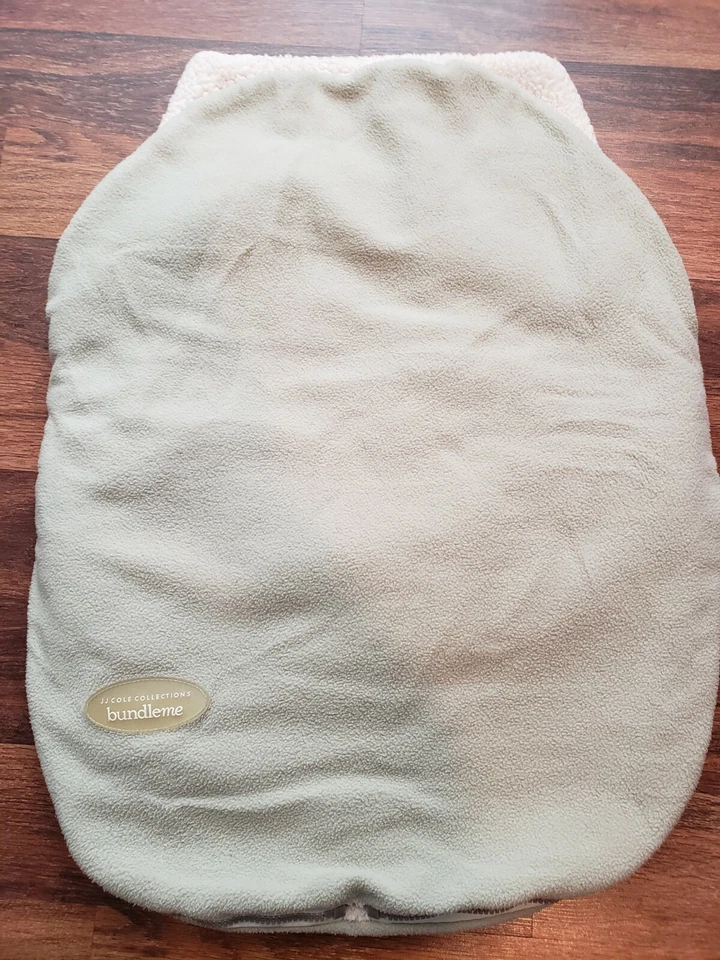 JJ Cole Collections Bundle Me Fleece Car Seat Carrier Cover Green Sage & Ivory - Image 1 of 4