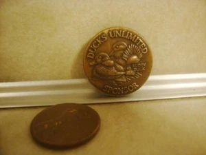 Vtg Ducks Unlimited Ruddy Duck 1989 F Bronze PIN Sponsor Brooch Toschik Collect! - Imagen 1 de 3