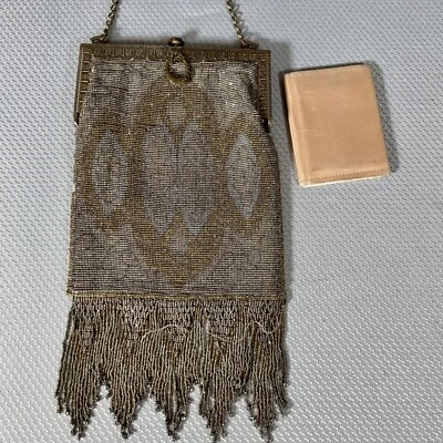 Antiguo monedero francés de acero con cuentas de plata con espejo alrededor de 1900 Foto 1 de 4