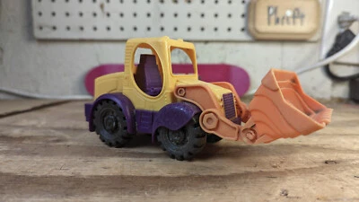 B. toys Battat Loader 18” Sand Truck Excavator Toy Truck 011323 - Image 1 of 3