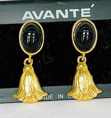 Pendientes de poste de escarabajo negro tono dorado Avante de colección con borla Foto 1 de 4