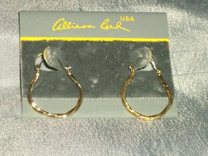Allison Reed Women's Hoop Pierced Earrings Gold Tone Metal 7/8" in Diameter New - Picture 1 of 2
