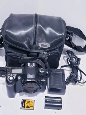 Cuerpo de cámara digital Nikon D70 6,1 MP SLR - Funciona Foto 1 de 4