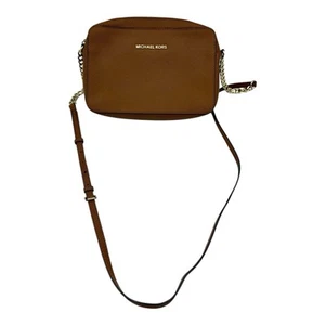 Bolso Bandolera Michael Kors Jet Set Grande Cuero Saffiano - Imagen 1 de 8