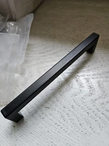 (Stck 10) Elements Stanton 5-3/8" Schublade Schrankgriffe schwarz matt *9 Posten verfügbar* - Bild 1 von 5