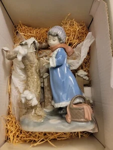 Lladro Figurine 5287 "WINTER FROST" with box / Retired 2007 - Picture 1 of 10