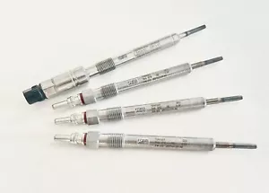 New Genuine OEM Audi VW Skoda Seat Glow Plug Set 03L905061 059963319 - Picture 1 of 14