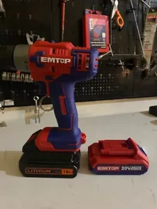 ADATTATORE BATTERIA BLACK&DECKER A UTENSILI EMTOP 20V - Imagen 1 de 5