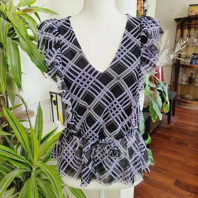 Camisa Top INC International Concepts Cuadros Volantes Sin Mangas Talla Pequeña Corbata Peplum  Foto 1 de 4