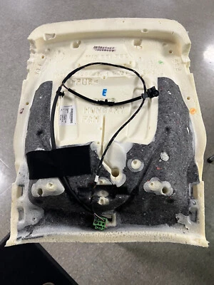 Audi A3 (8V) 2015-2019 asiento de pasajero carcasa y elemento calefactor 8V0 963 555 Foto 1 de 4