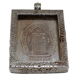 Antiguo medallón con bisagras colgante de oración budista caja Ghau tibetana de plata de ley Nepal - Imagen 1 de 3