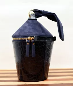 STAUD - Minnow Croc Embossed Dark Blue Leather Artsy Bucket Style Handbag Bag - Bild 1 von 10