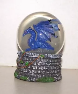 Kleine 3,5" große blaue Drache Wasser Schneekugel Figur Gipfel Sammlung Fantasie - Bild 1 von 9