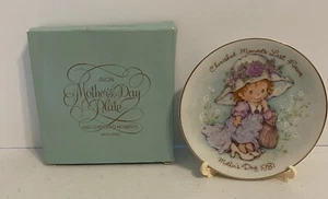 Plato del Día de la Madre Avon 1981 Cherished Moments porcelana adorno de oro 22K - Imagen 1 de 8