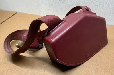 Chevy GMC CK1500 1988-1998 Silverado camión cinturón de seguridad pasajero retractor granate Foto 1 de 4