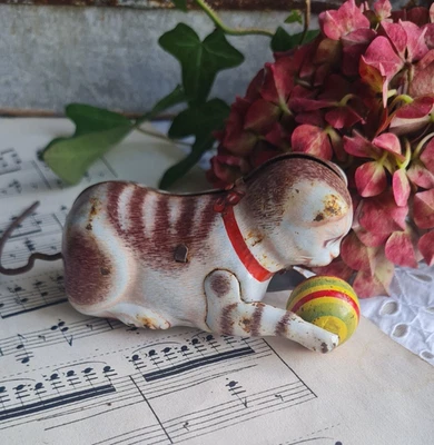 ANCIEN JOUET TOLE CHAT JOUSTRA MECANIQUE - Photo 1/4