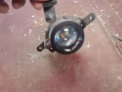 Driver Corner/Park Light Fog-driving Bumper Mounted Fits 05-06 TIBURON 17895 - Image 1 of 3