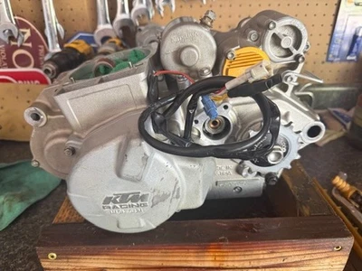 KTM 525 RFS 2006 bloque corto motor extremo inferior EXC SX MXC XC 450 520 Foto 1 de 4