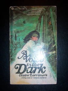 A Voice In the Dark von Claire Lorrimer 1968 Gothic Romantik Romantik Spannung - Bild 1 von 4
