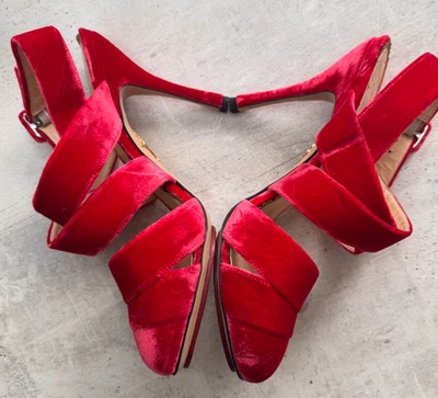 Zapatos de salón Charlotte Olympia Brenda de terciopelo entrecruzado con tira trasera en rojo talla EU 37 S Foto 1 de 4