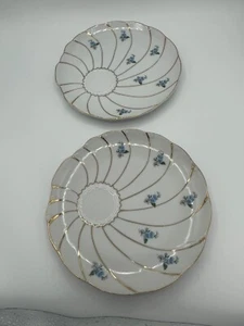 (36D) Set of 2 Vintage-YAMAKA Japan Blue Daisy Gold Swirl Snack Plate - Picture 1 of 5