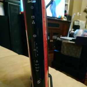 VERIZON FIOS / Frontier Actiontec MI424WR Rev. I Gigabit Wireless N GigE Router - Picture 1 of 4