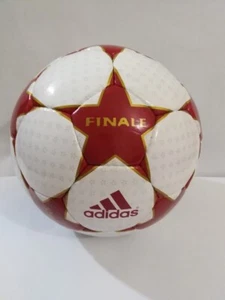 Adidas Finale 4| UEFA Champions League Ball 2004 - Bild 1 von 5