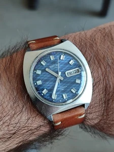 Seiko vintage automatic watch for men rare dial steel case calf leather strap - Picture 1 of 12