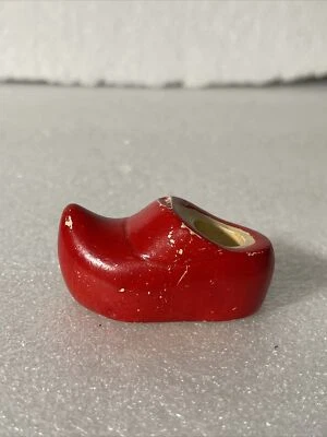 Vintage Advertising Figurine for Aage Pedersen & Son Odense Denmark Red Clog  — 第 1/4 张图片