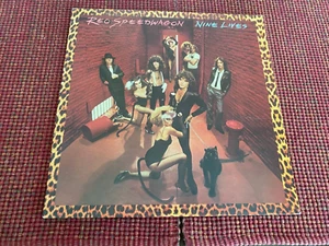REO Speedwagon Nine Lives LP Album 1979 Epic Records (FE 35988) WOW!!!! - Imagen 1 de 7