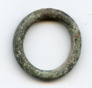 Enorme y pesado auténtico bronce antiguo anillo celta dinero, 800-500 aC - Imagen 1 de 1