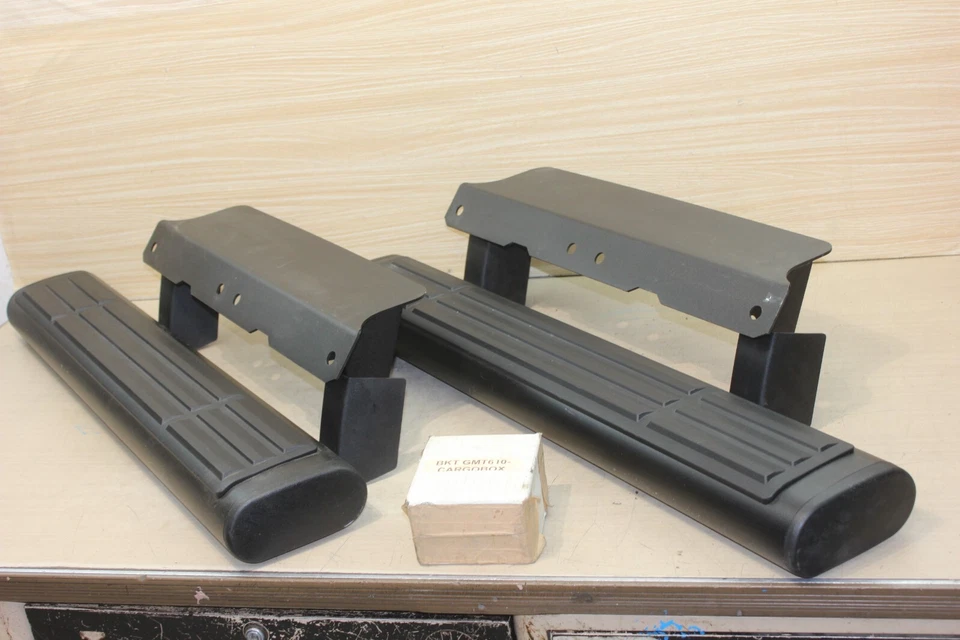 03-25 EXPRESS SAVANA 2500 3500 ESTRIBO ESCALÓN GENUINO OEM NEGRO CONJUNTO 36" NUEVO Foto 1 de 4