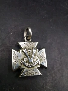 Antiguo Reloj Victoriano Plata Llavero Brújula Victoria Jubilee Estético - Imagen 1 de 8