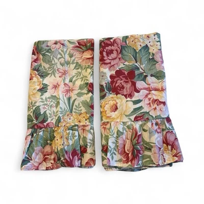 Fundas de almohada estándar vintage con volantes florales marfil rosa verde cabaña -DOS- Foto 1 de 4