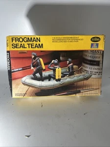 Testors Italeri Rare Frogman Seal Team 1/35 Kit Model Kit #849 - Picture 1 of 4