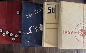 Lotto Annuari Vintage Catalina High School, Torcia Tucson Arizona 56, 57, 58, 59 - Foto 1 di 1