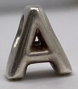 Autentico Charm Pandora S925 ALE SS Alfabeto Lettera "A" Cuore 3,1g 797455 - Foto 1 di 6