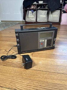 Grundig Satellit 700 AM/FM Shortwave Radio Tested & Working! - Zdjęcie 1 z 16