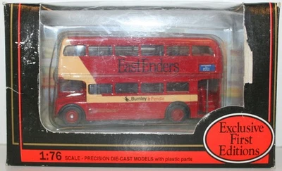 EFE 1/76 15611 ROUTEMASTER BUS BURNLEY & PENDLE 25 BURNLEY - Image 1 of 2