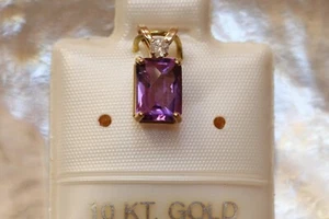 Exclusiver Amethyst & Diamant Anhänger - 1,0 ct. - 10 Kt. Gold 417 - Smaragd Cut - Bild 1 von 8